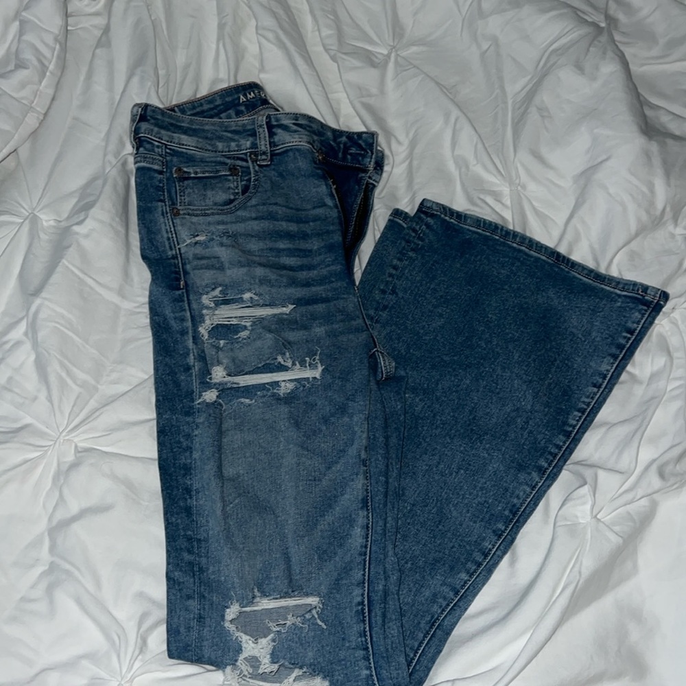 Brand new ripped bootcut American Eagle jeans